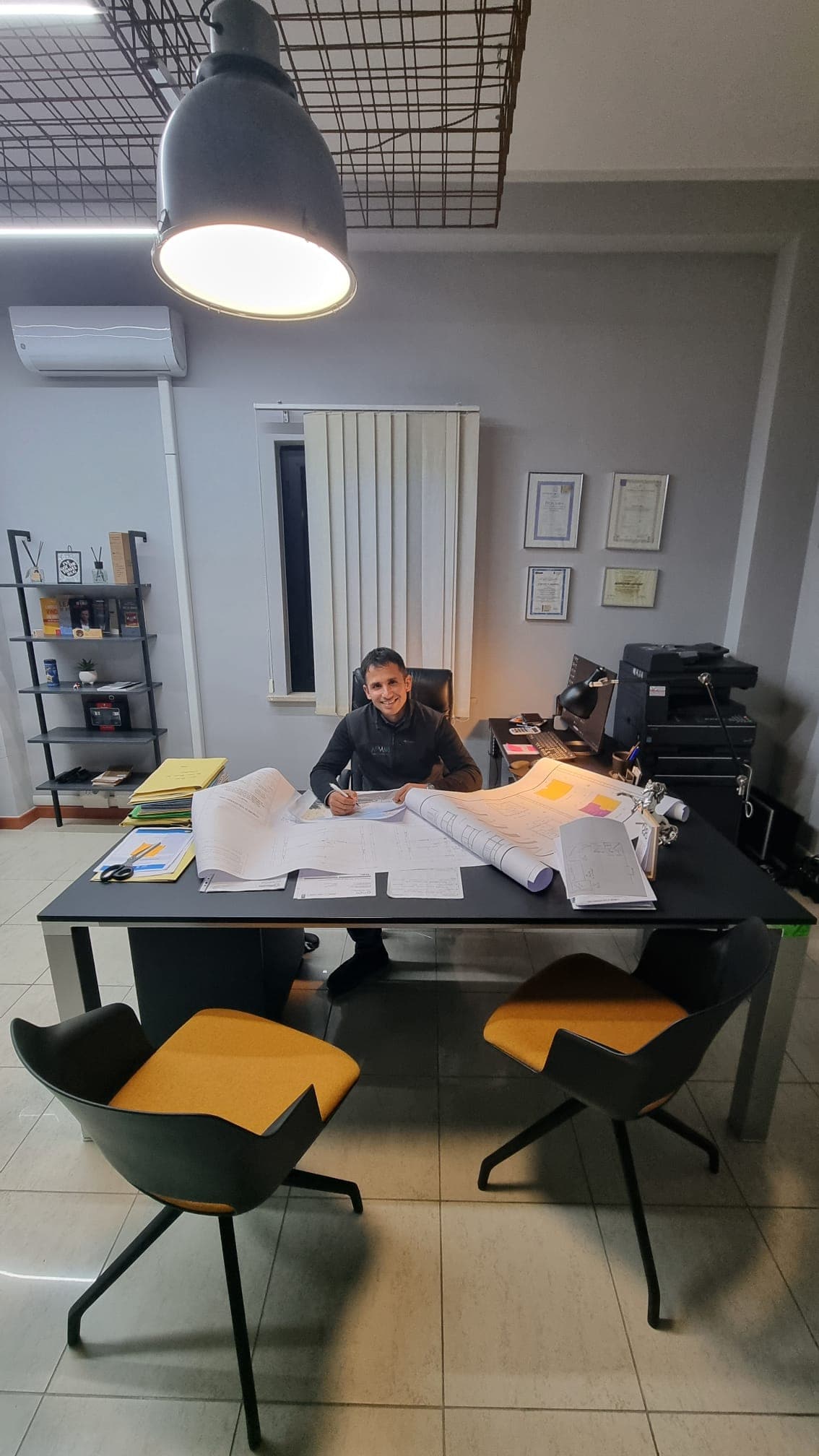 L'ufficio tecnico al lavoro